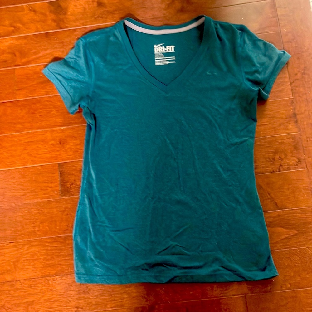 Nike Dri-fit T-shirt